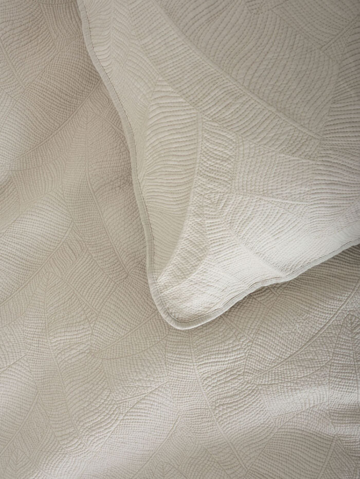 Linen House Manon Oatmeal Quilt (Single - 3/4)